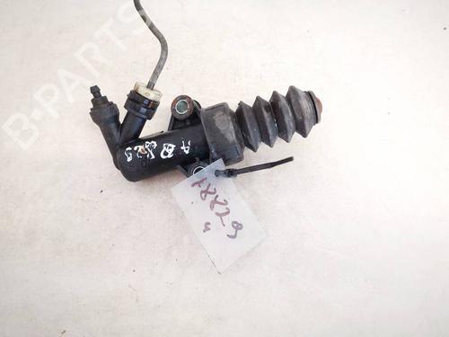 Used Clutch slave cylinder Clutch slave cylinder MAZDA 2 (DE_, DH_) 1.3 (DE3FS) (86 hp) 35328554 35328554