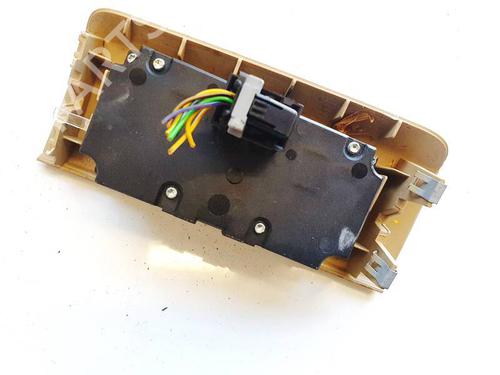 Switch BMW X5 (E70) 4.8 i xDrive | BP35231183I30 - Image 3