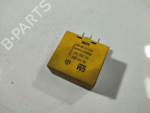 Electronic sensor OPEL ZAFIRA A MPV (T98) 2.0 DTI 16V (F75) | BP32538033M84 - Image 2