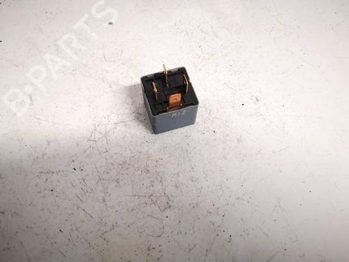 Electronic sensor KIA SORENTO I (JC) 2.5 CRDi 4WD | BP32614783M84 - Image 3
