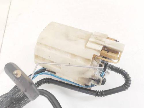 Used Fuel pump Fuel pump 35335771 35335771