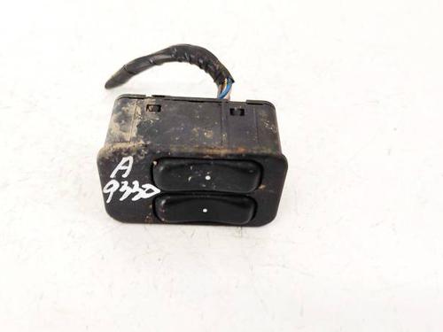 Used Switch Switch OPEL ASTRA G Hatchback (T98) 1.6 16V (F08, F48) (101 hp) 32952177 32952177