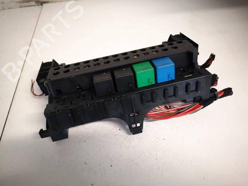 Used Fuse box Fuse box MERCEDES-BENZ A-CLASS (W169) A 150 (169.031, 169.331) (95 hp) 32550865 32550865