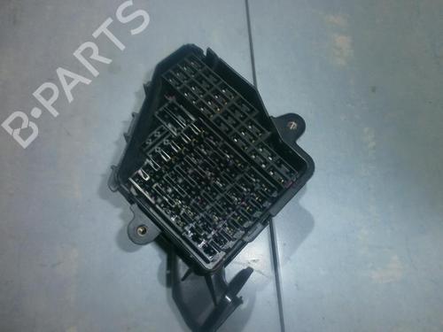 fuse-box-vw-passat-b5-variant-3b5-1997-1998-1999-2000-2001-33485494 main image