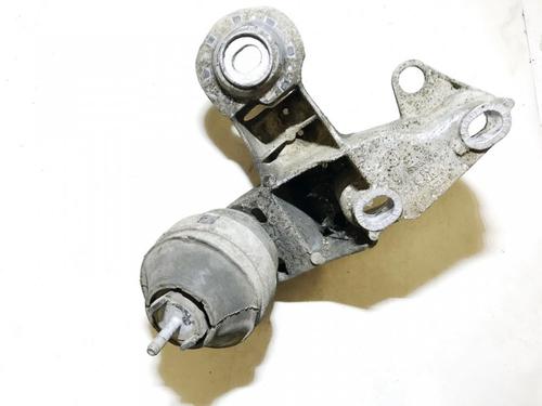 Used Engine mount Engine mount VW PASSAT B5 Variant (3B5) 1.6 (101 hp) 33105894 33105894