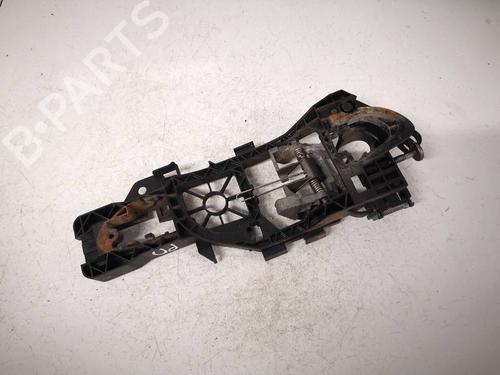Used Front right exterior door handle Front right exterior door handle 39484126 39484126