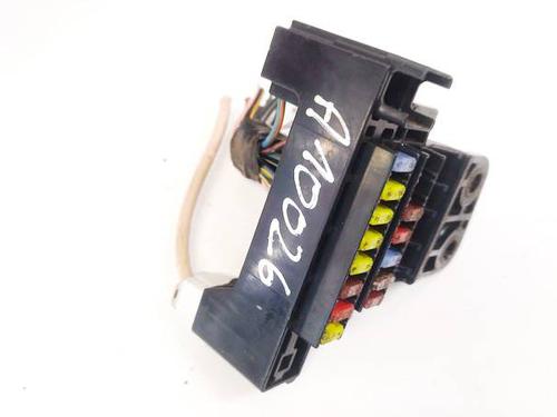 Used Fuse box Fuse box 32606939 32606939