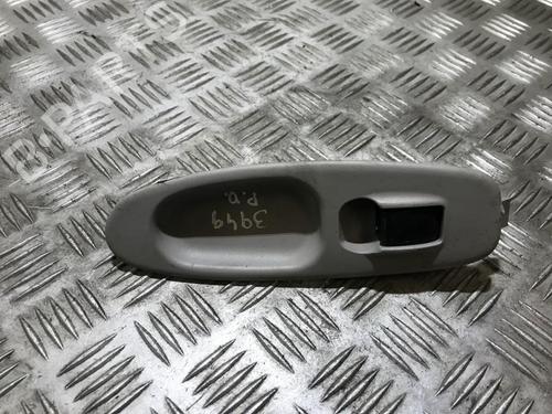 Used Switch Switch NISSAN ALMERA TINO (V10) 2.2 dCi (115 hp) 33498947 33498947