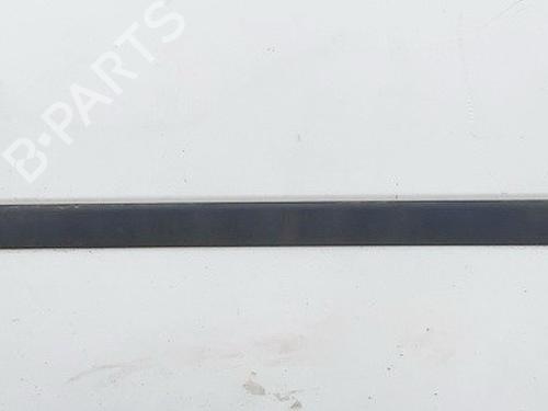 rubber-door-seal-opel-meriva-a-mpv-x03-2003-2004-2005-2006-2007-2008-2009-2010-35491387 main image