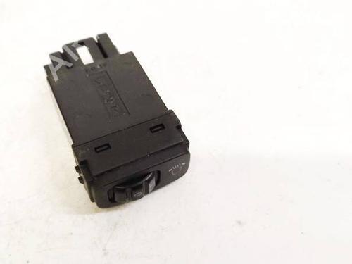 Used Switch Switch MITSUBISHI GRANDIS (NA_W) 2.4 MIVEC (NA4W) (165 hp) 34884144 34884144