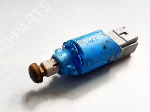 Used Electronic module Electronic module RENAULT SCÉNIC II (JM0/1_) 1.5 dCi (JM0F) (82 hp) 35879990 35879990