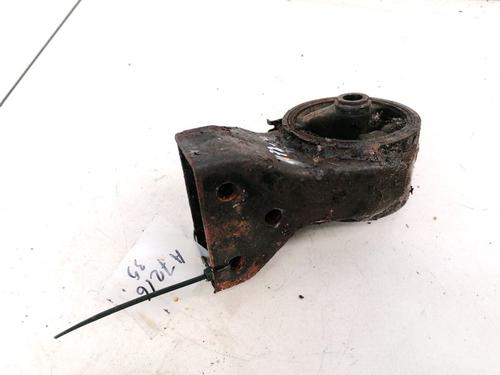 Used Engine mount Engine mount MITSUBISHI COLT V (CJ_, CP_) 1300 GL,GLX (CJ1A) (75 hp) 32881992 32881992