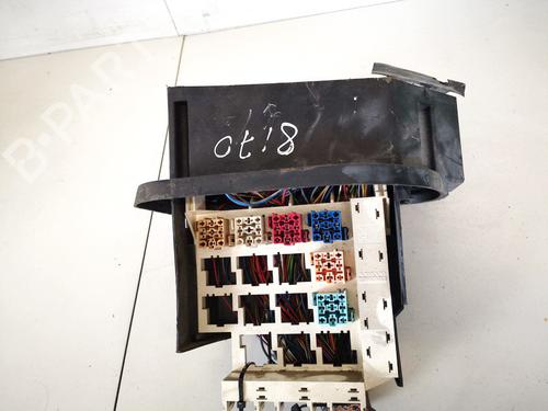 Used Fuse box Fuse box VOLVO V70 I (875, 876) 2.5 TDI (140 hp) 32908899 32908899