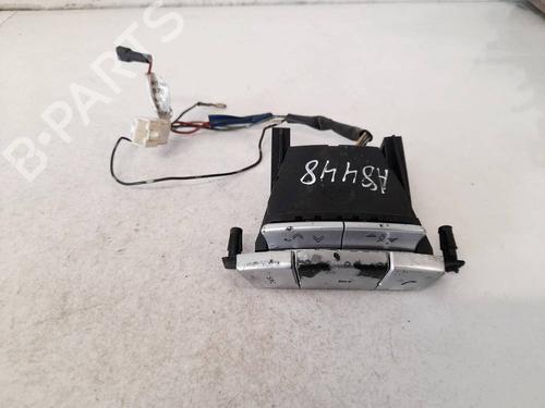 Used Steering wheel controls Steering wheel controls 35386378 35386378