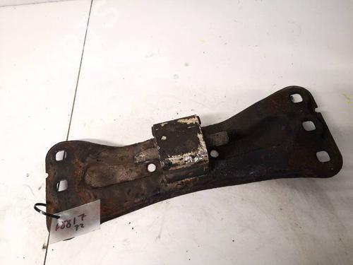 Used Engine mount Engine mount MERCEDES-BENZ C-CLASS (W203) C 180 (203.035) (129 hp) 32932788 32932788