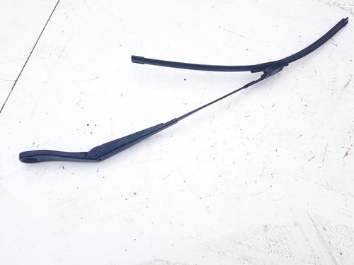 Used Front windshield wiper arm Front windshield wiper arm VOLVO S60 II (134) DRIVe / D2 (114 hp) 33066535 33066535