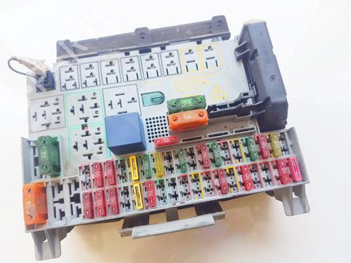 Used Fuse box Fuse box OPEL VECTRA B (J96) 2.0 DTI 16V (F19) (101 hp) 33524760 33524760