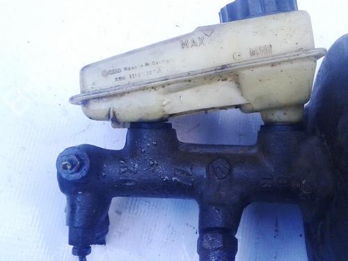 Used Brake master cylinder Brake master cylinder VW PASSAT B2 (32B) 1.8 (90 hp) 35854082 35854082