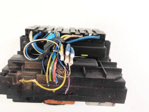 Fuse box CITROËN C5 III (RD_) 1.6 HDi 110 (RD9HL0, RD9HR8, RD9HRA) | BP32934066E1 - Image 3