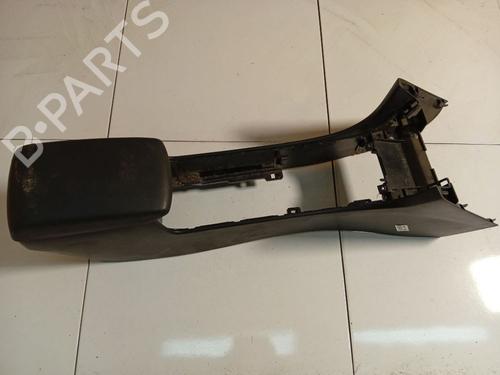 Used Armrest / Center console Armrest / Center console MAZDA 3 (BK) 1.6 DI Turbo (109 hp) 34850938 34850938