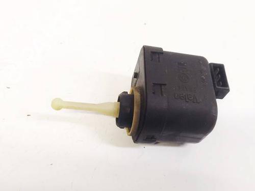 headlight-adjuster-motor-audi-a4-b5-8d2-1994-1995-1996-1997-1998-1999-2000-2001-35182779 main image