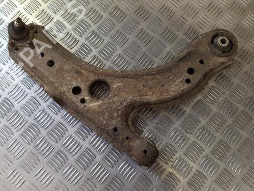 Used Right front suspension arm Right front suspension arm 35673719 35673719