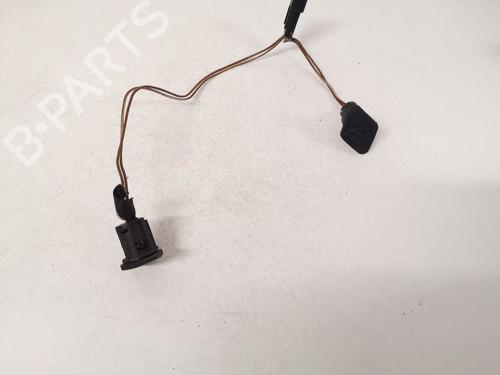 Used Steering wheel controls Steering wheel controls 35437465 35437465