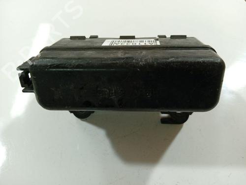 Used Fuse box Fuse box 32541322 32541322
