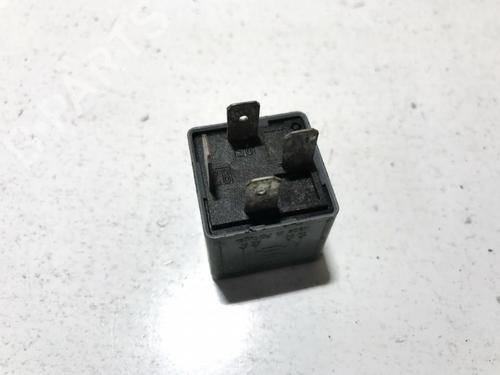 Electronic sensor AUDI A8 D2 (4D2, 4D8) 2.8 | BP33505724M84 - Image 2