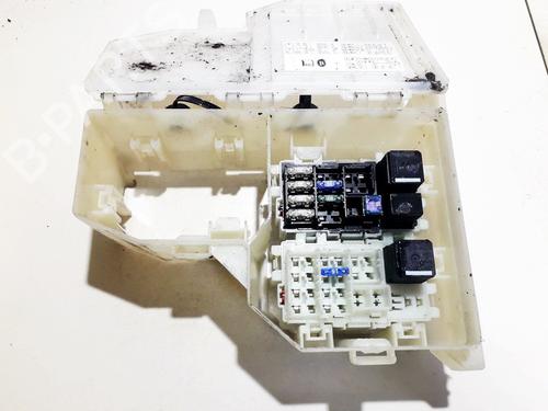 Used Fuse box Fuse box LAND ROVER FREELANDER 2 (L359) 2.2 TD4 4x4 (160 hp) 33517966 33517966