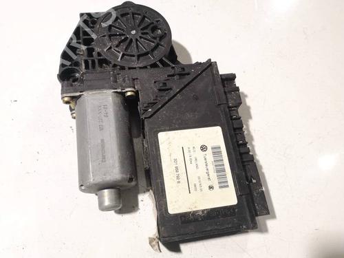 Left front window motor AUDI A4 B7 (8EC) 2.0 TDI | BP34740302E21 - Image 2