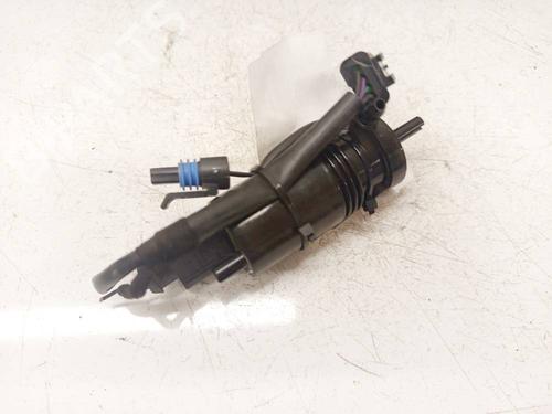 Used Washer pump Washer pump AUDI A4 B8 (8K2) 2.0 TDI (143 hp) 36251457 36251457
