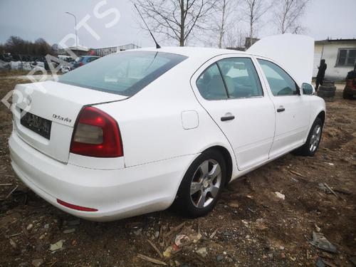 Electronic module SKODA OCTAVIA II (1Z3) 1.6 TDI | BP32950977M83  - Image 8