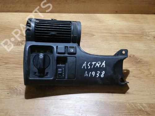 Used Air vent Air vent OPEL ASTRA F Hatchback (T92) 1.7 D (F08, M08, F68, M68) (57 hp) 33481299 33481299