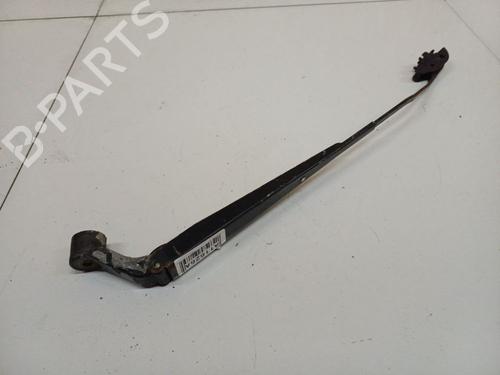 Used Rear windshield wiper arm Rear windshield wiper arm 37677980 37677980