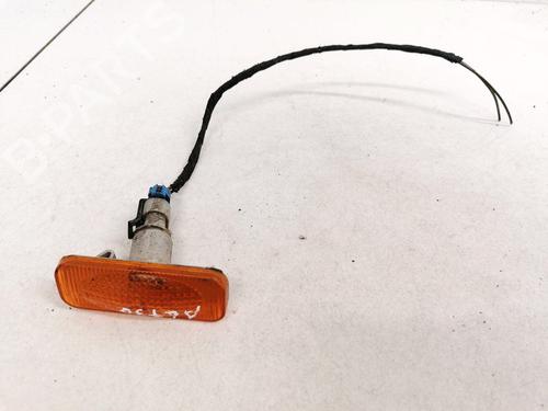 Used Right side indicator Right side indicator OPEL OMEGA B (V94) 2.0 16V (F69, M69, P69) (136 hp) 35575009 35575009