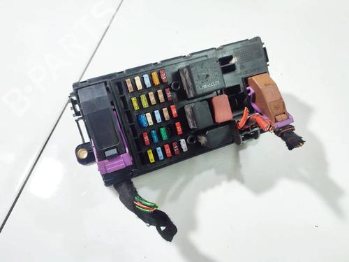 fuse-box-iveco-daily-iv-platformchassis-2006-2007-2008-2009-2010-2011-2012-32547075 main image