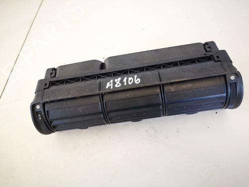 air-vent-audi-a4-b5-8d2-1994-1995-1996-1997-1998-1999-2000-2001-32908068 main image