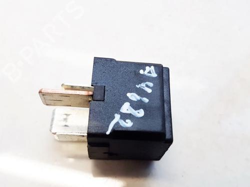 other-nissan-almera-ii-hatchback-n16-2000-33103097 main image