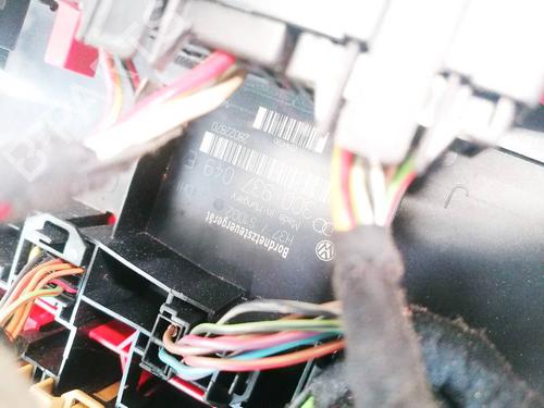 Fuse box SEAT LEON (1P1) 1.9 TDI | BP32917927E1 - Image 3