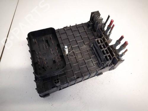 Used Fuse box Fuse box VW PASSAT B6 (3C2) 1.9 TDI (105 hp) 32601209 32601209