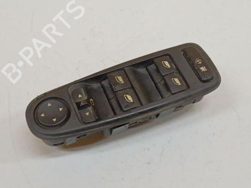 Kombi Kontakt / Stilkkontakt Kombi Kontakt / Stilkkontakt 39419859 39419859