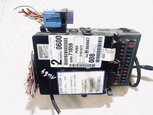 Used Fuse box Fuse box RENAULT LAGUNA II (BG0/1_) 1.8 16V (BG0B, BG0C, BG0J, BG0M, BG0V) (121 hp) 33080204 33080204
