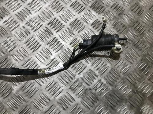 washer-pump-vw-touran-1t1-1t2-2003-2004-2005-2006-2007-2008-2009-2010-2011-35681142 main image