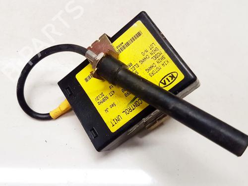 Used Electronic module Electronic module KIA CARENS I MPV (FC, FJ) 2.0 CRDi (113 hp) 33104709 33104709