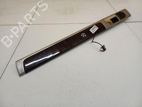Used Rear right interior door handle Rear right interior door handle 39061552 39061552
