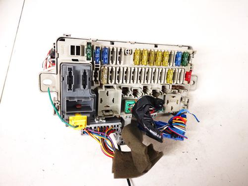Used Fuse box Fuse box ROVER 400 II Hatchback (RT) 416 Si (112 hp) 33083483 33083483