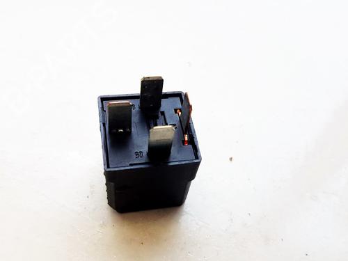 Electronic sensor FORD TRANSIT CONNECT (P65_, P70_, P80_) 1.8 TDCi | BP33060494M84 - Image 2