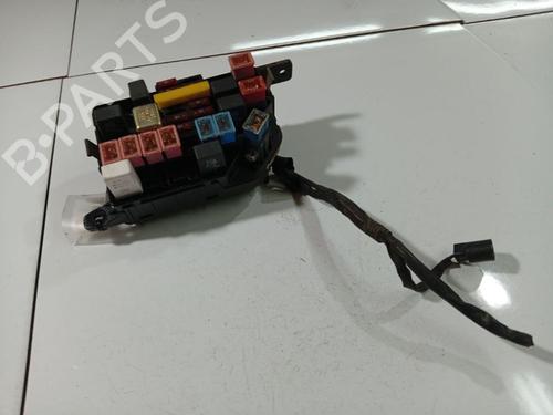 Used Fuse box Fuse box 37480828 37480828