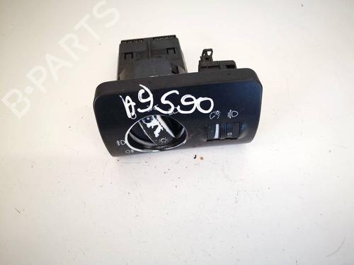 Used Switch Switch AUDI A6 C5 (4B2, 4B4) 1.9 TDI (130 hp) 35221655 35221655